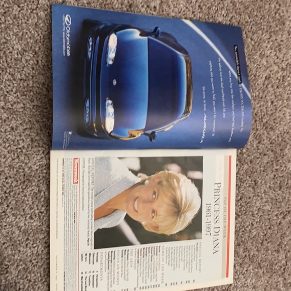 Vintage Newsweek Magazine September 8, 1997 - Picture 3 of 3